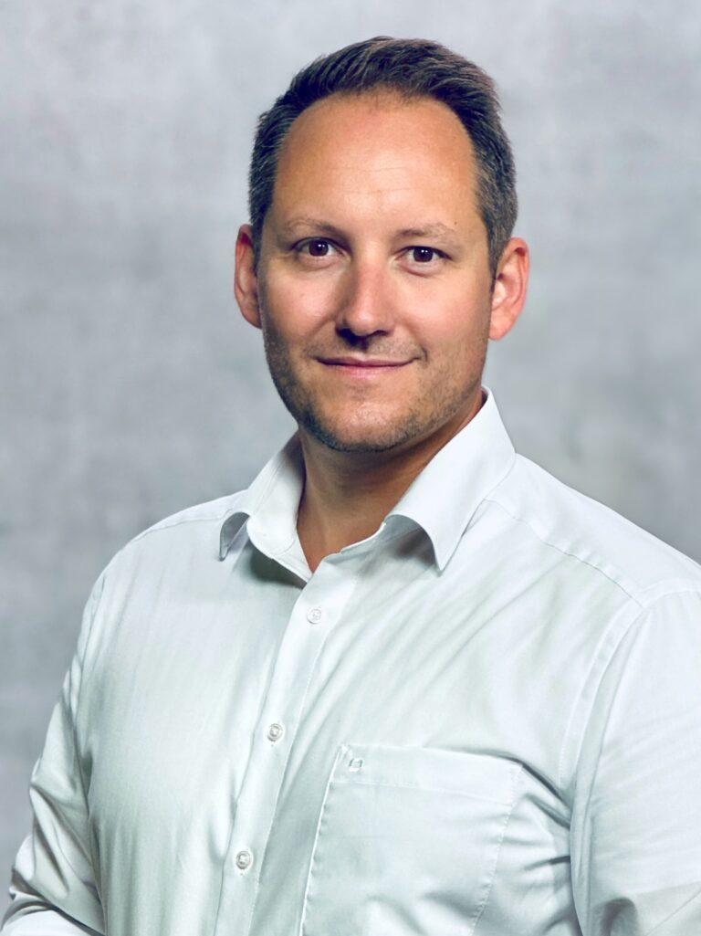 Florian Sereinigg, BA MA